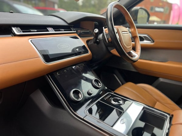 Used Land Rover Range Rover Velar 2017 for sale - 76236197: Photo 19
