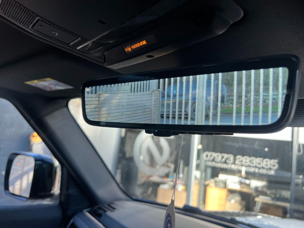 Used Land Rover Defender 2025 for sale - 76368186: Photo 28