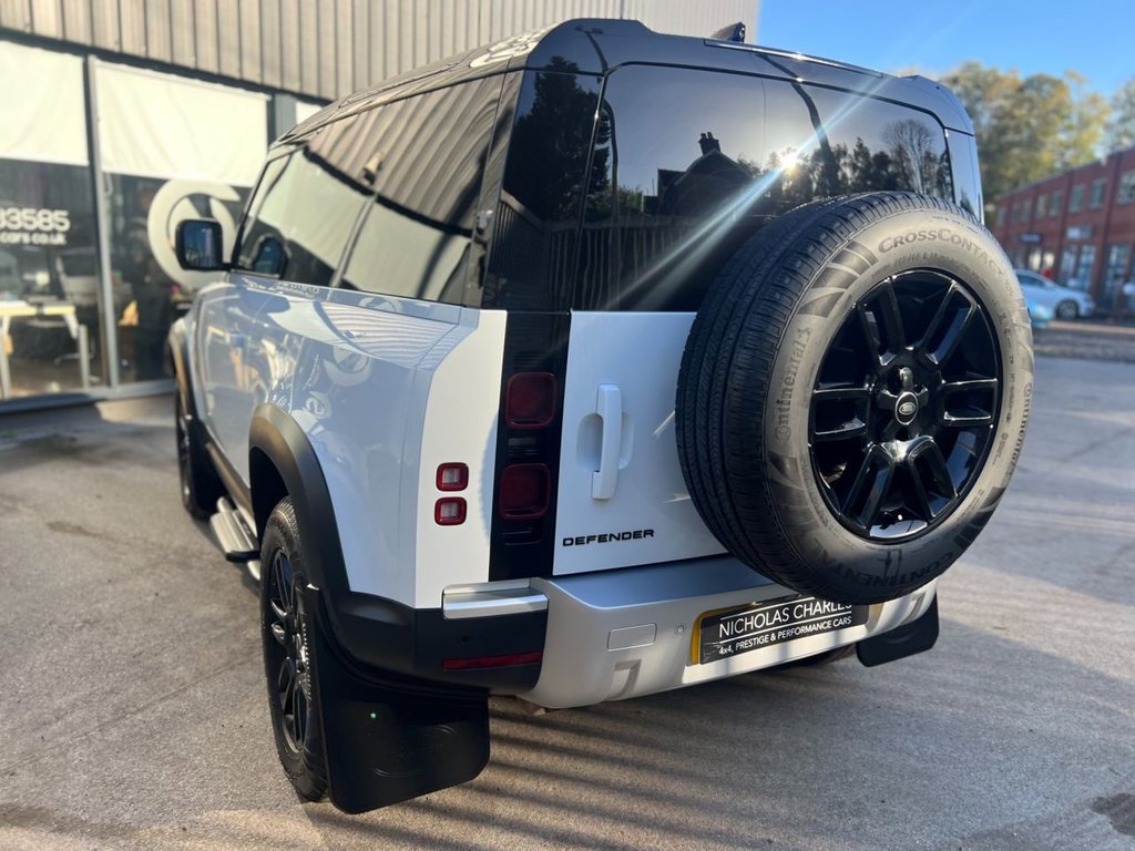 Used Land Rover Defender 2025 for sale - 76368186: Photo 39