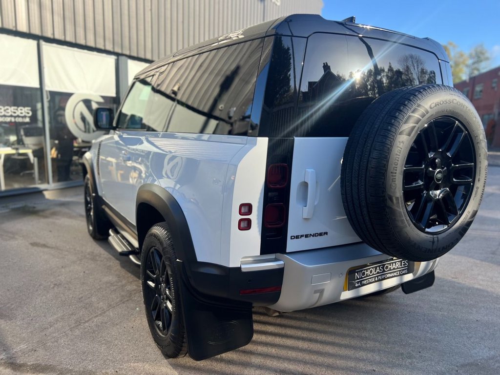 Used Land Rover Defender 2025 for sale - 76368186: Photo 40