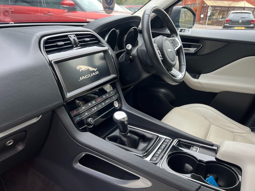 Used Jaguar F-Pace 2019 for sale - 76496374: Photo 17