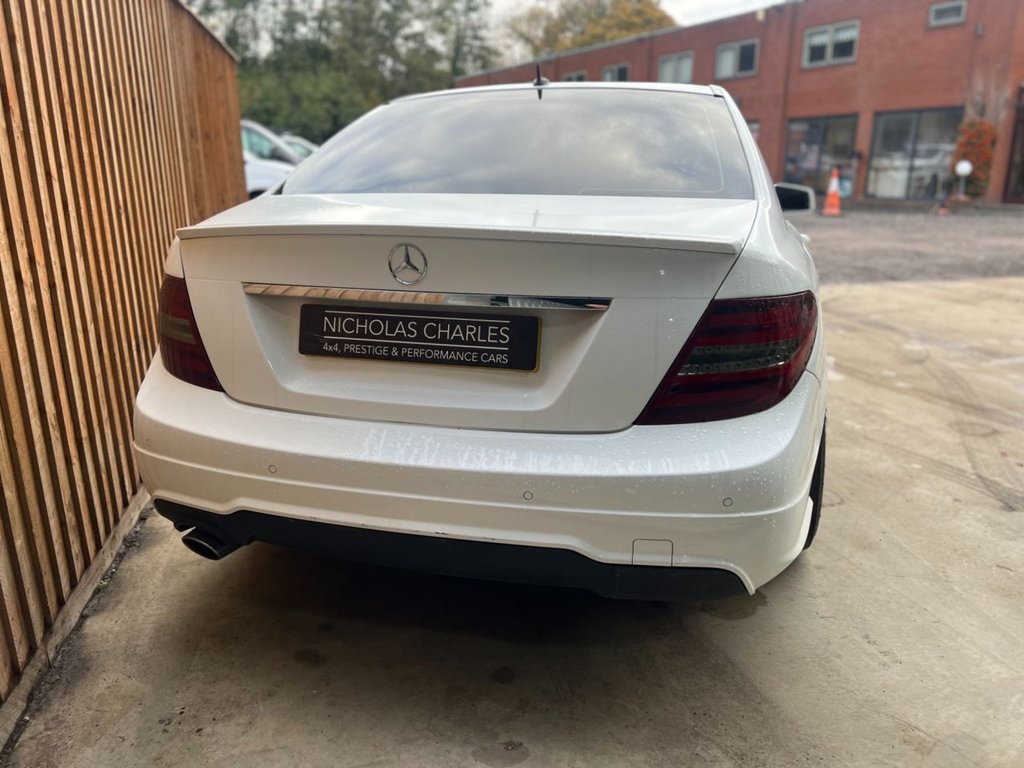 Used Mercedes-Benz C Class 2013 for sale - 76345525: Photo 25