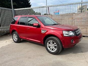 2014 (14) - 2.2 TD4 XS SUV 5dr Diesel Manual 4WD Euro 5 (s/s) (150 ps)