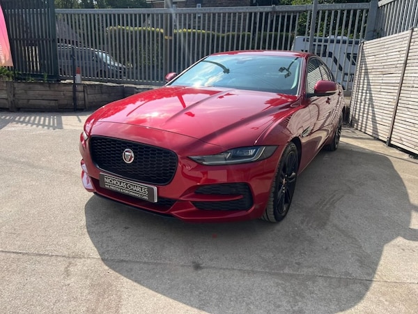 Used Jaguar XE 2019 for sale - 75596976: Photo 11