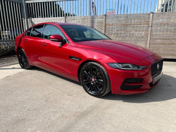 Used Jaguar XE 2019 for sale - 75596976: Photo 1