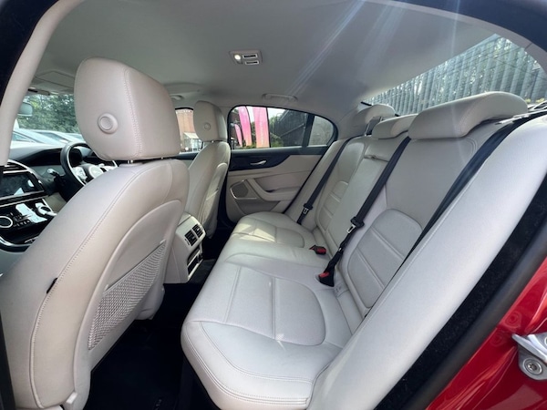 Used Jaguar XE 2019 for sale - 75596976: Photo 23