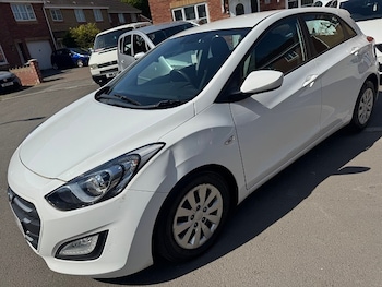 Used Hyundai i30 2015 for sale - 78352734: Photo