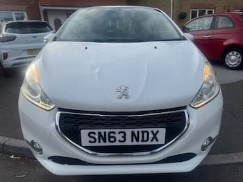Used Peugeot 208 2013 for sale - 79693469: Photo