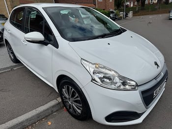 Used Peugeot 208 2016 for sale - 79812340: Photo