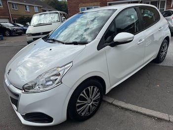 Used Peugeot 208 2016 for sale - 79812340: Photo