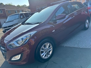 Used Hyundai i30 2015 for sale - 79617741: Photo