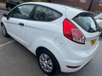 Used Ford Fiesta 2014 for sale - 78775655: Photo