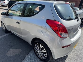 Used Hyundai i20 2013 for sale - 78442581: Photo
