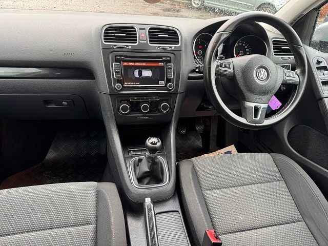 Used Volkswagen Golf 2011 for sale - 77915388: Photo 7