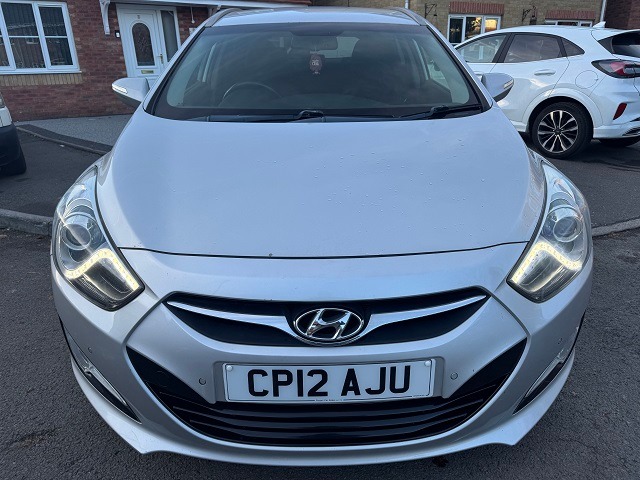 Used Hyundai i40 2012 for sale - 76651299: Photo 2