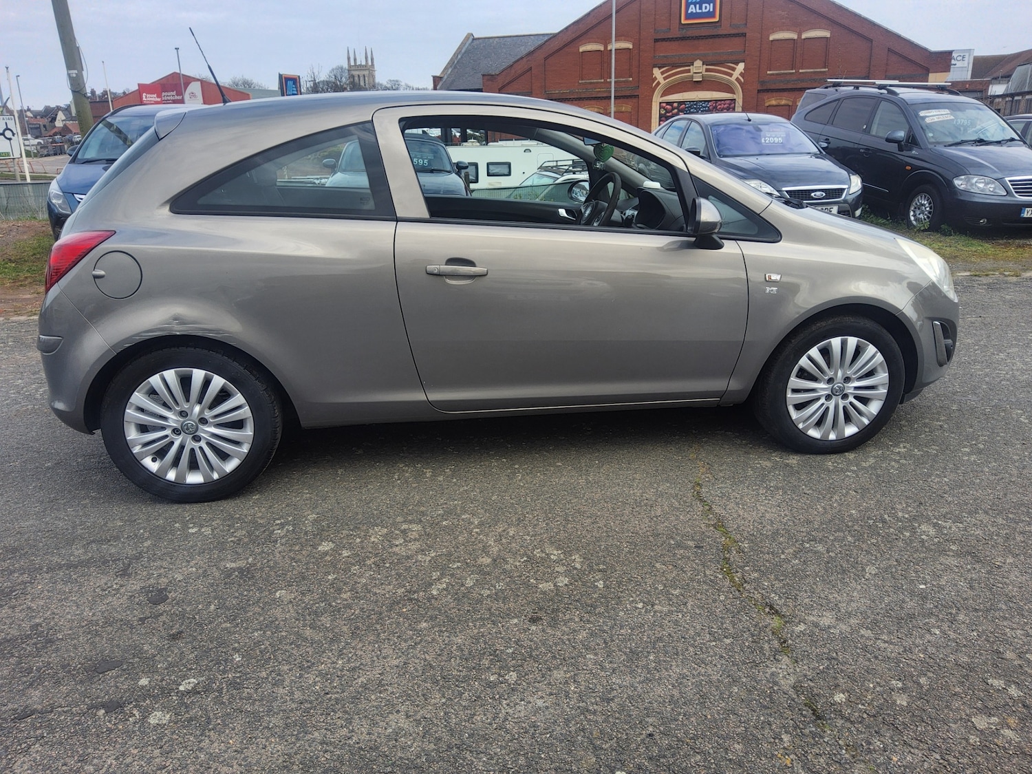 Used Vauxhall Corsa 2011 for sale - 78092934: Photo 8