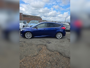 Used Ford Focus 2015 for sale - 79580500: Photo