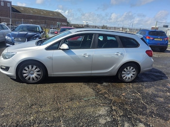 Used Vauxhall Astra 2013 for sale - 75792126: Photo