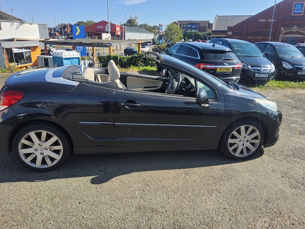 Used Peugeot 207 2010 for sale - 76006031: Photo 8