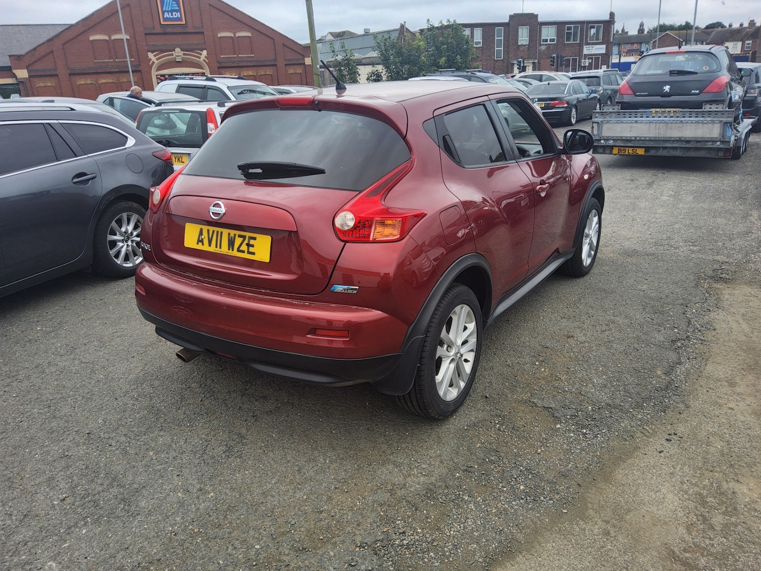 Used Nissan Juke 2011 for sale - 76016684: Photo 7