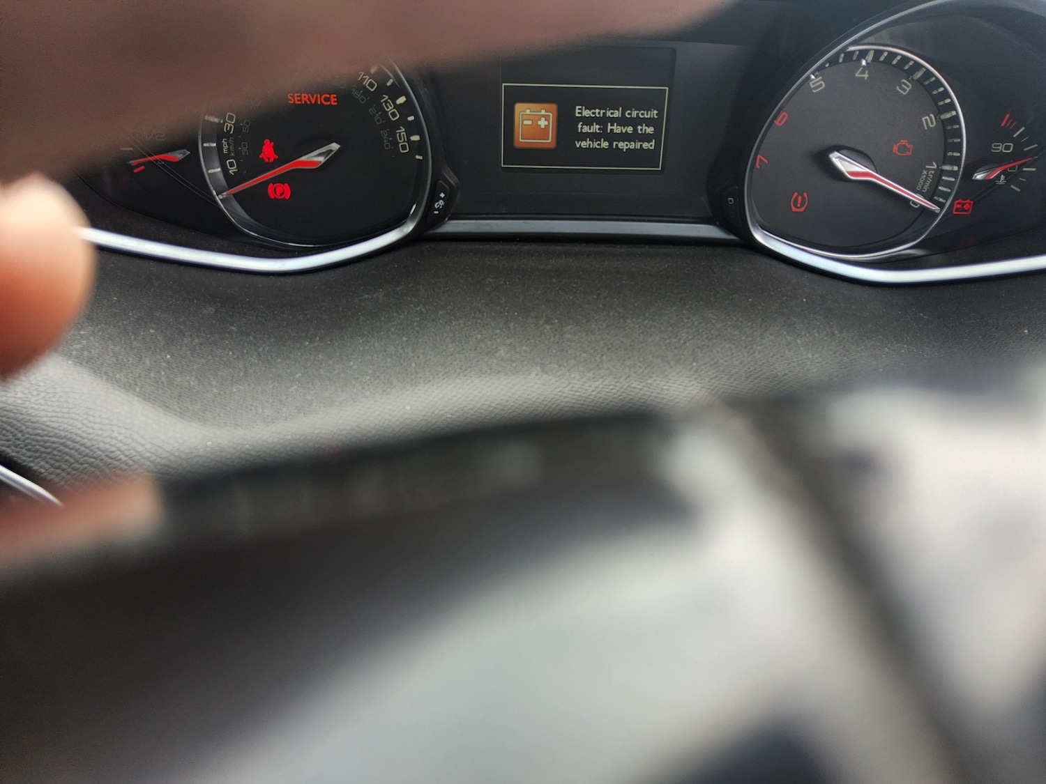 Used Peugeot 308 2016 for sale - 77273956: Photo 12