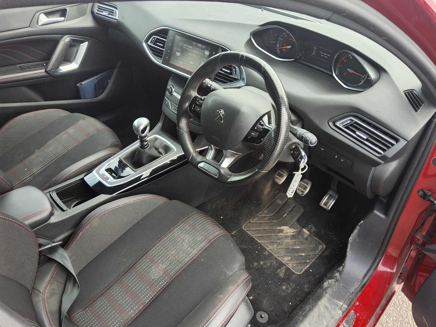 Used Peugeot 308 2016 for sale - 77273956: Photo 8