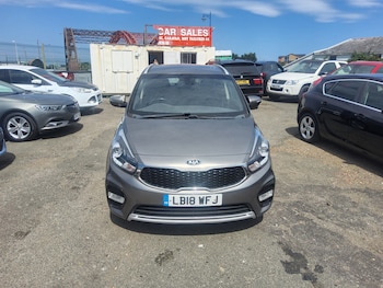 Used Kia Carens 2018 for sale - 79320910: Photo