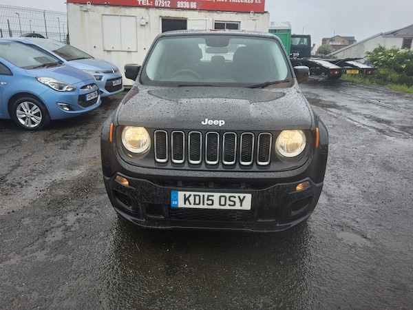 Used Jeep Renegade 2015 for sale - 74780954: Photo 2