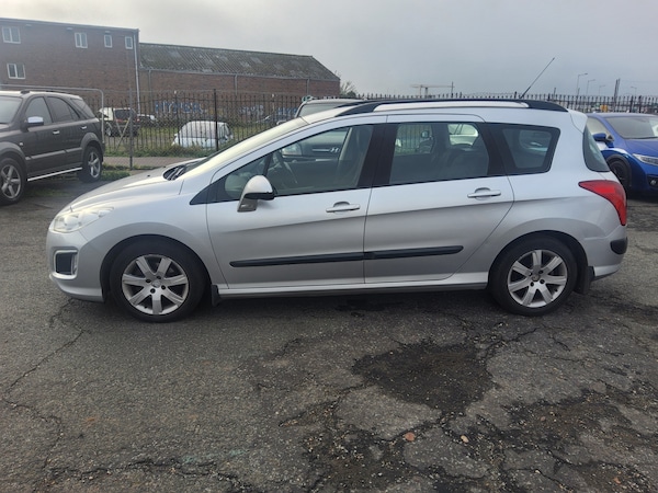 Used Peugeot 308 2013 for sale - 76263065: Photo 4