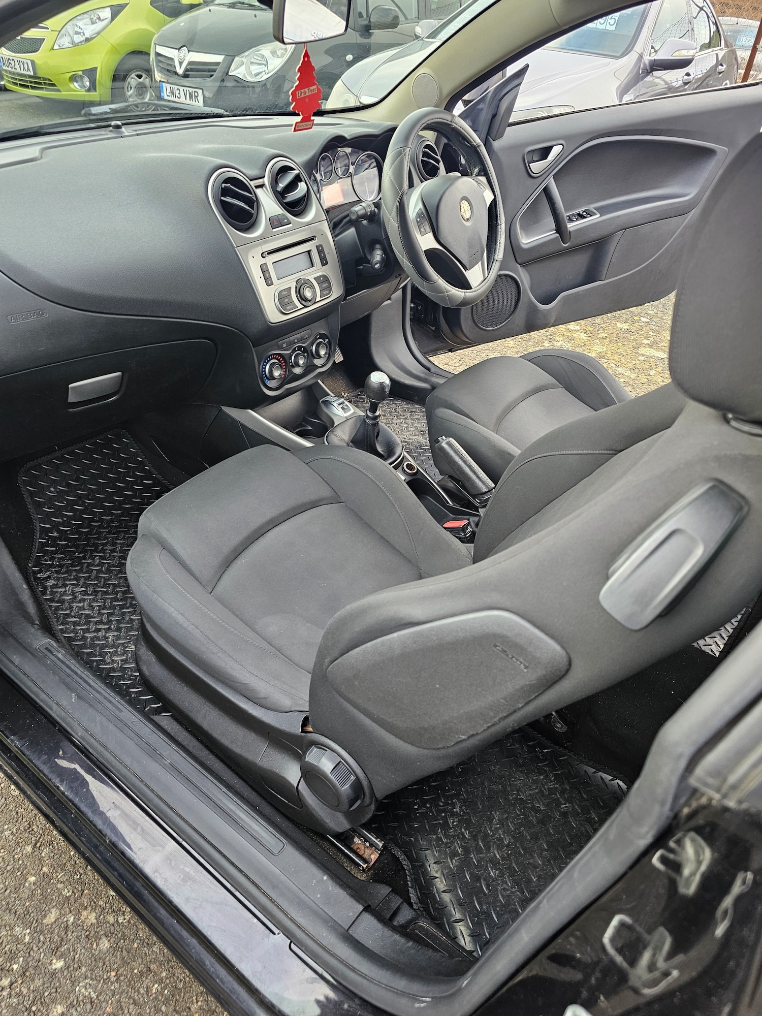 Used Alfa Romeo MiTo 2012 for sale - 77297986: Photo 10