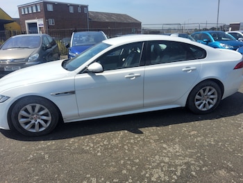 Used Jaguar XF 2018 for sale - 79020783: Photo