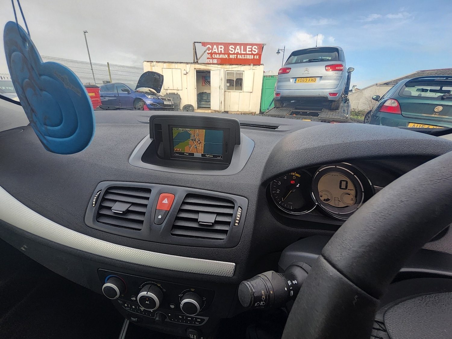 Used Renault Megane 2012 for sale - 77475059: Photo 13