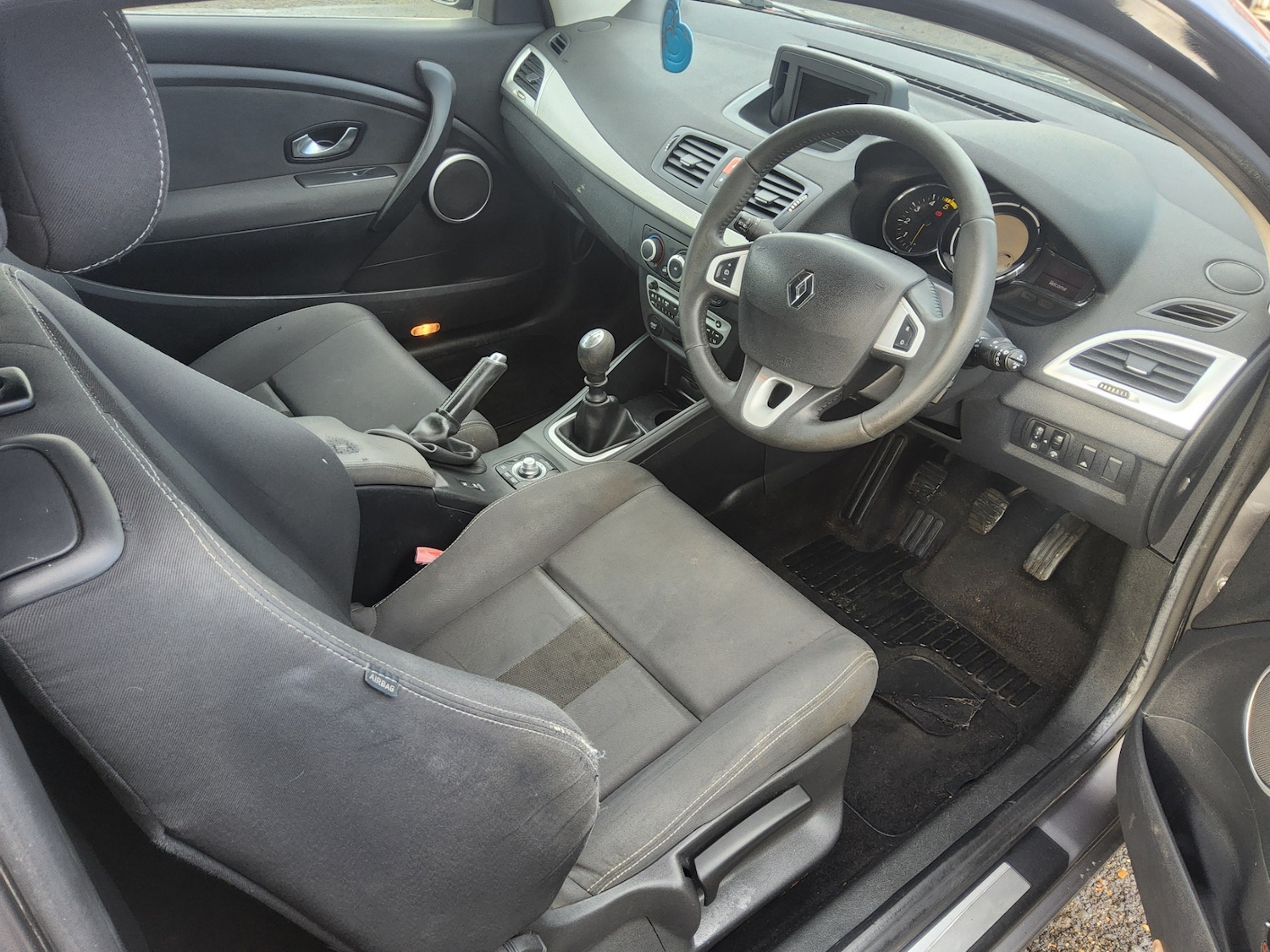 Used Renault Megane 2012 for sale - 77475059: Photo 9