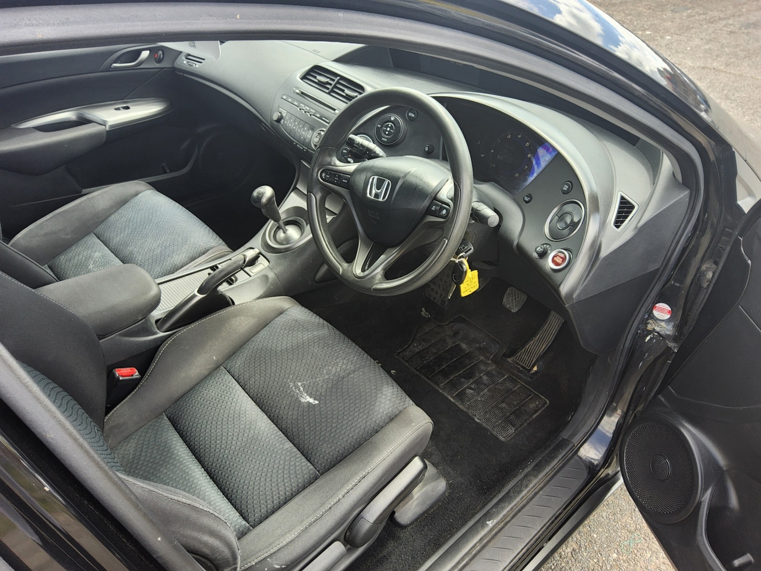 Used Honda Civic 2009 for sale - 76007393: Photo 3