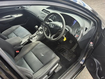 Used Honda Civic 2009 for sale - 76007393: Photo 3