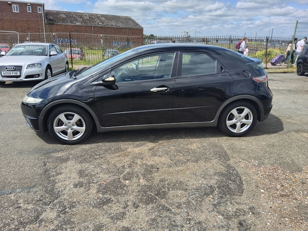 Used Honda Civic 2009 for sale - 76007393: Photo 7