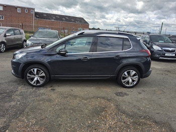 Used Peugeot 2008 2017 for sale - 78895257: Photo