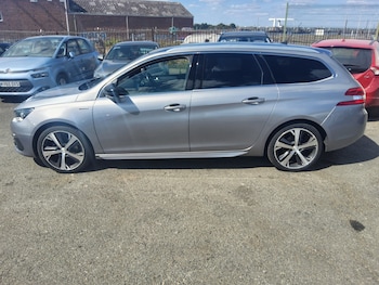 Used Peugeot 308 2018 for sale - 79456971: Photo
