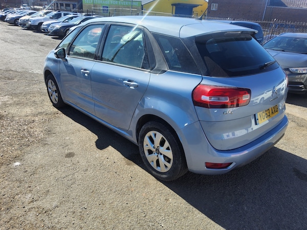 Used Citroen C4 Picasso 2013 for sale - 74259945: Photo 5