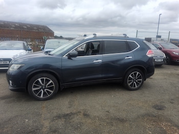 Used Nissan X-Trail 2016 for sale - 79537859: Photo