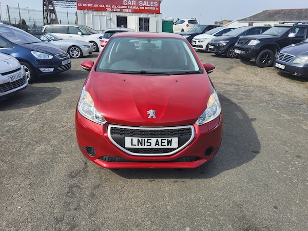 Used Peugeot 208 2015 for sale - 74549435: Photo 2