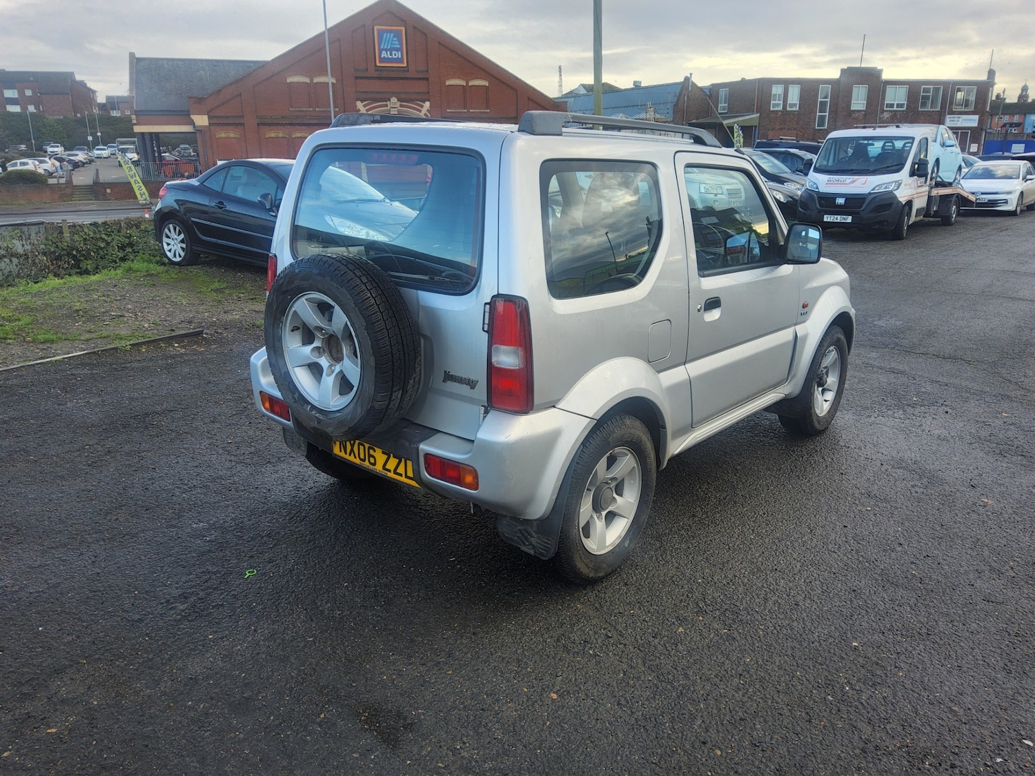 Used Suzuki Jimny 2006 for sale - 76682537: Photo 7