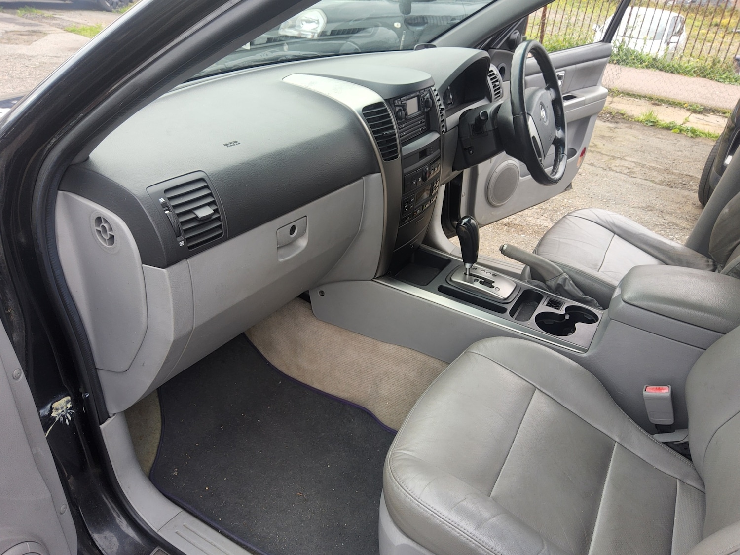 Used Kia Sorento 2006 for sale - 77916908: Photo 13