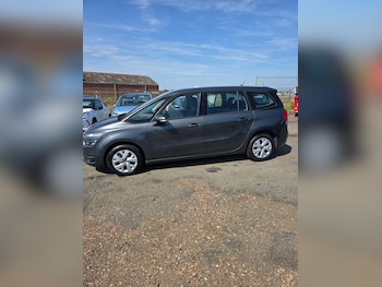 Used Citroen Grand C4 Picasso 2014 for sale - 79404395: Photo