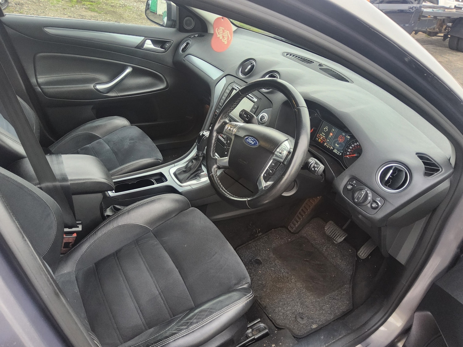 Used Ford Mondeo 2013 for sale - 77273976: Photo 4