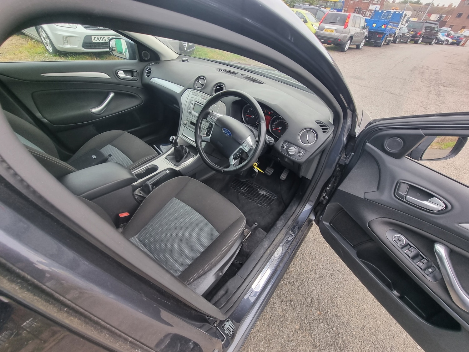 Used Ford Mondeo 2011 for sale - 77273990: Photo 9