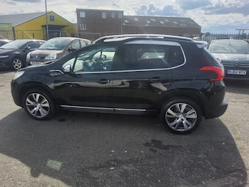 Used Peugeot 2008 2014 for sale - 78970597: Photo