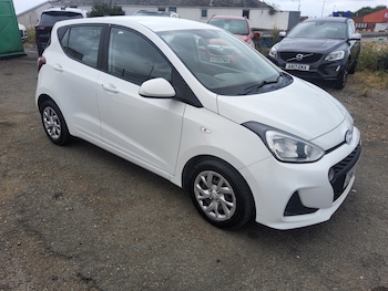 Used Hyundai i10 2017 for sale - 79271848: Photo