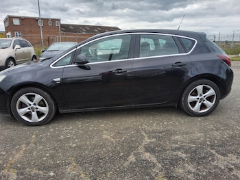 Used Vauxhall Astra 2010 for sale - 78896049: Photo