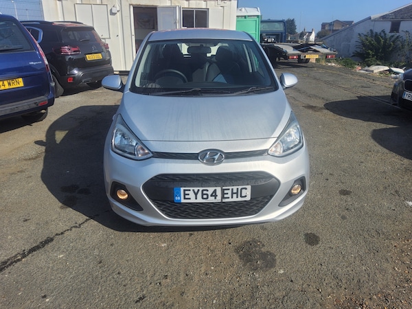Used Hyundai i10 2014 for sale - 74365383: Photo 2